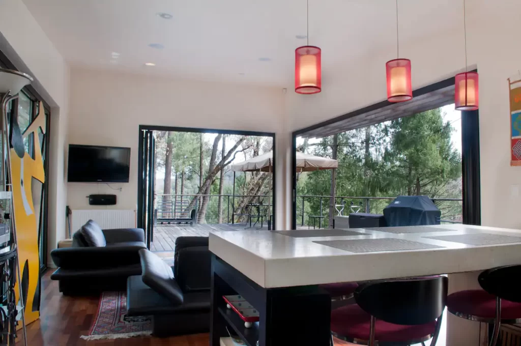 Penthouses for rent in Toa payoh, Central Region - FazWaz.sg - Green Off Grid Penthouse View Rentals